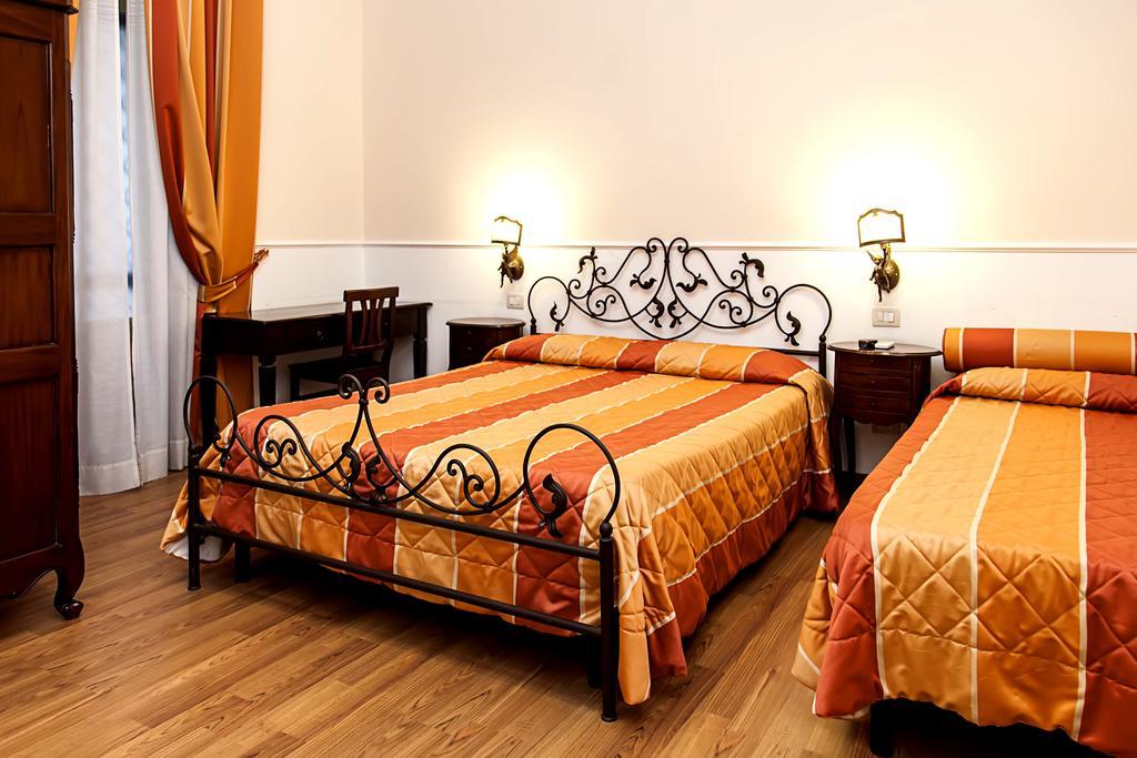 Antico Belvedere B&B ليتشي الغرفة الصورة