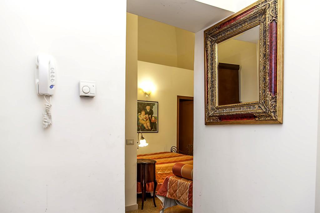 Antico Belvedere B&B ليتشي الغرفة الصورة